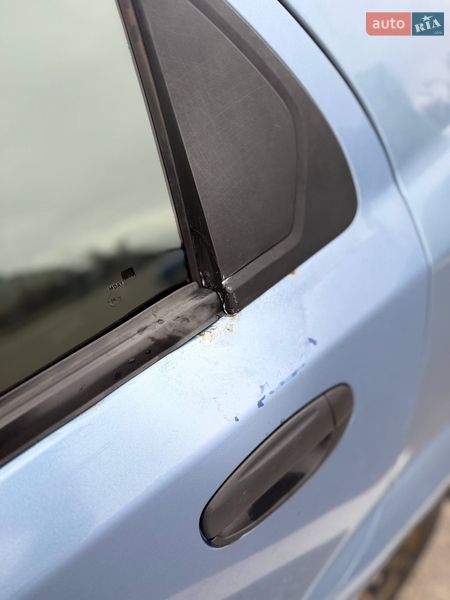 Седан Chevrolet Aveo 2004 в Харькове