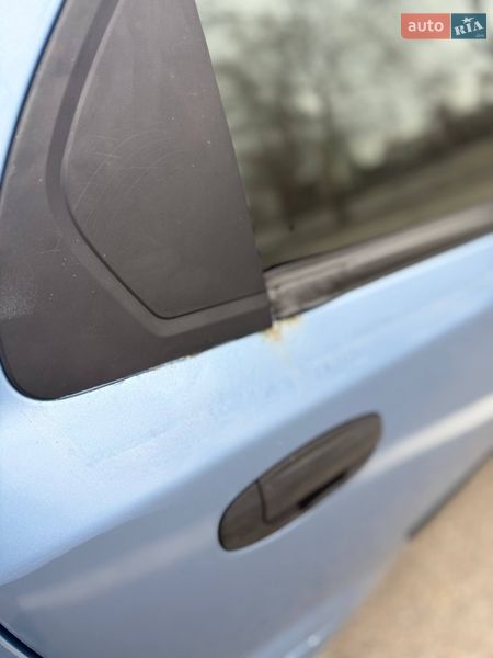 Седан Chevrolet Aveo 2004 в Харькове