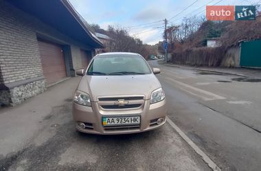 Седан Chevrolet Aveo 2008 в Києві