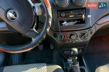 Седан Chevrolet Aveo 2007 в Мене
