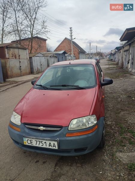 Седан Chevrolet Aveo 2004 в Чернівцях