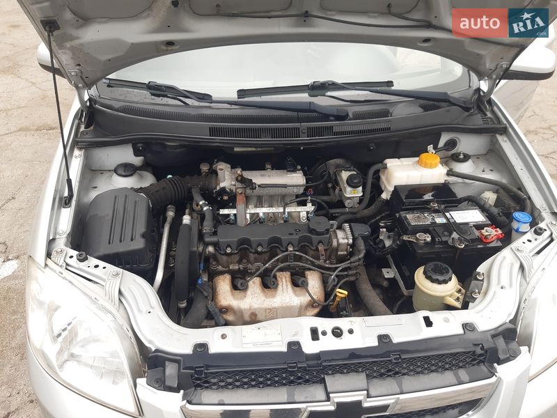 Седан Chevrolet Aveo 2011 в Лубнах