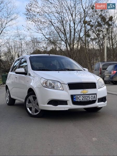 Хэтчбек Chevrolet Aveo 2009 в Николаеве