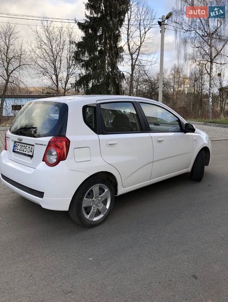 Хэтчбек Chevrolet Aveo 2009 в Николаеве