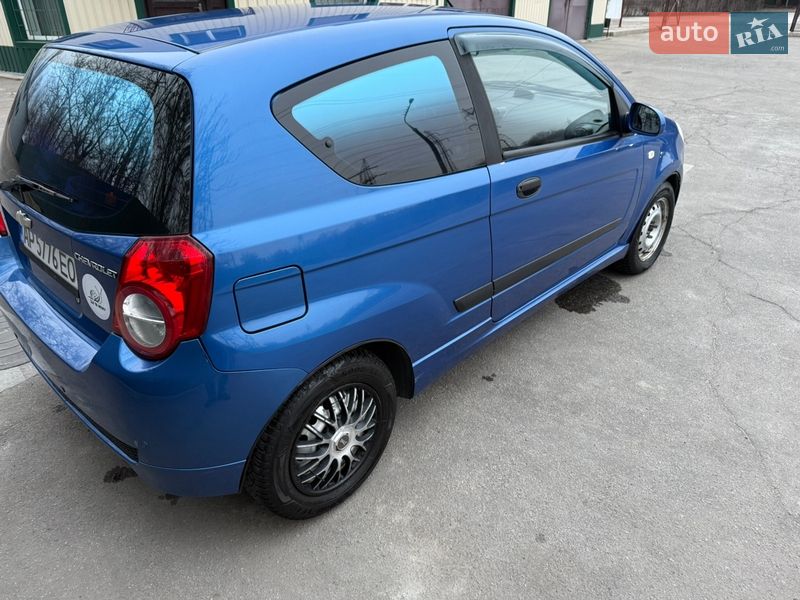 Хэтчбек Chevrolet Aveo 2008 в Запорожье