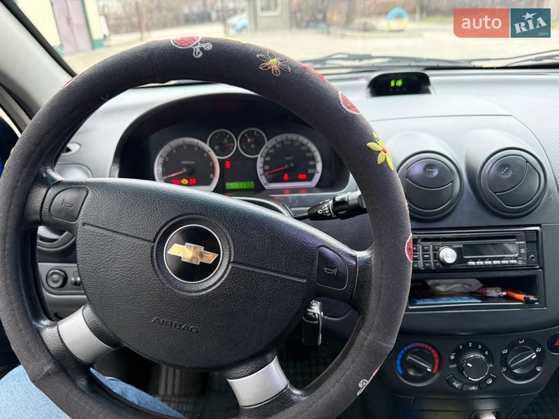 Хэтчбек Chevrolet Aveo 2008 в Запорожье