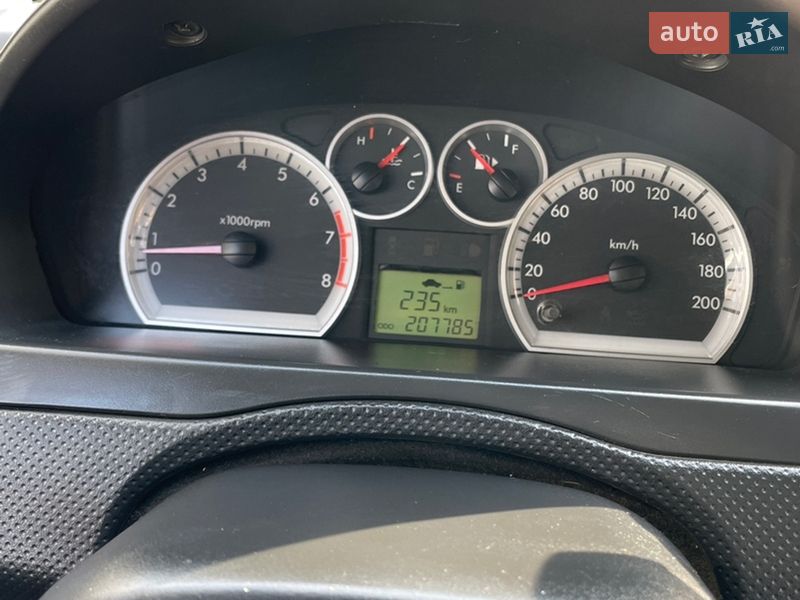 Хэтчбек Chevrolet Aveo 2008 в Днепре