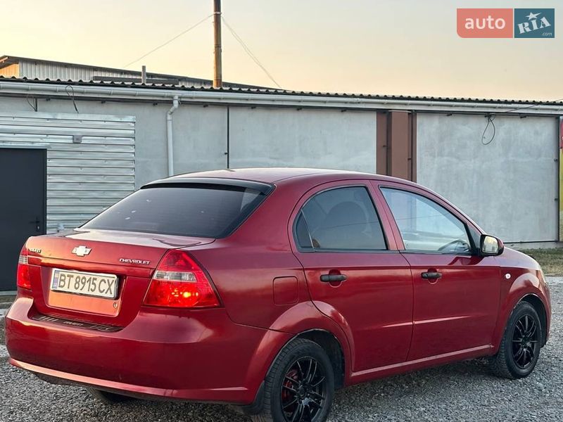Седан Chevrolet Aveo 2006 в Черкасах