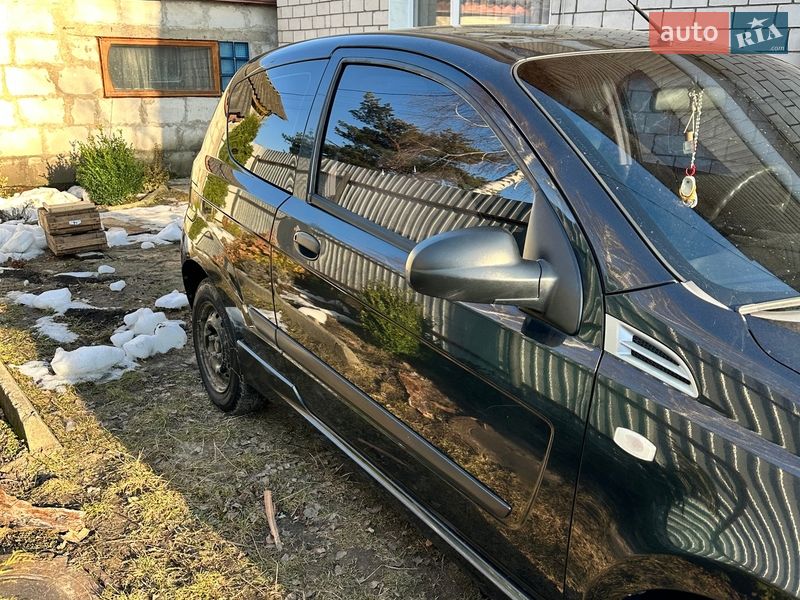Хетчбек Chevrolet Aveo 2009 в Шостці