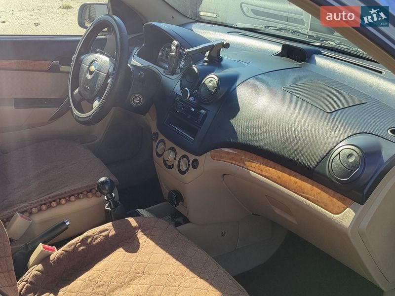 Седан Chevrolet Aveo 2007 в Южноукраинске