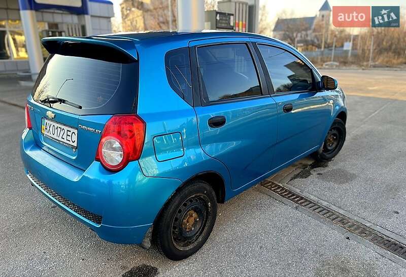 Хэтчбек Chevrolet Aveo 2008 в Харькове