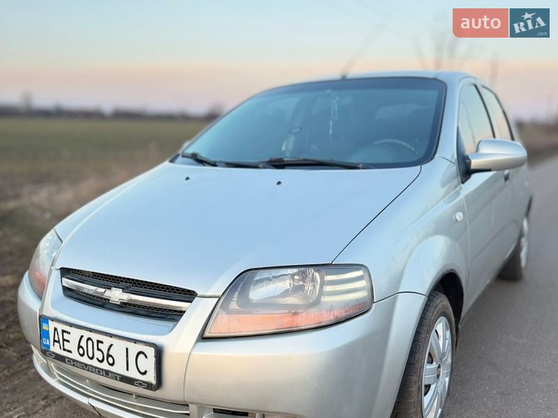 Хэтчбек Chevrolet Aveo 2006 в Конотопе