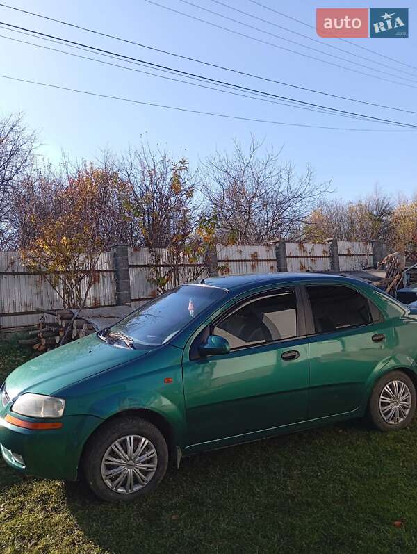 Chevrolet Aveo 2004