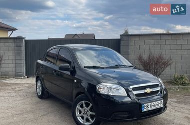 Седан Chevrolet Aveo 2008 в Сарнах