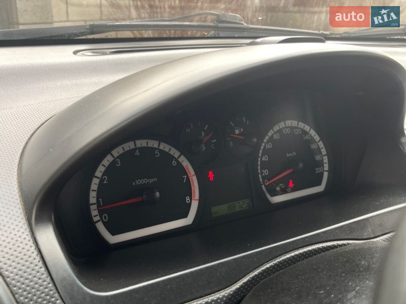 Седан Chevrolet Aveo 2008 в Сарнах