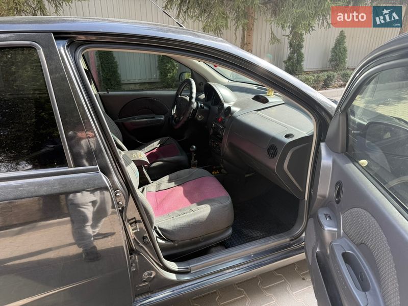 Седан Chevrolet Aveo 2006 в Виннице
