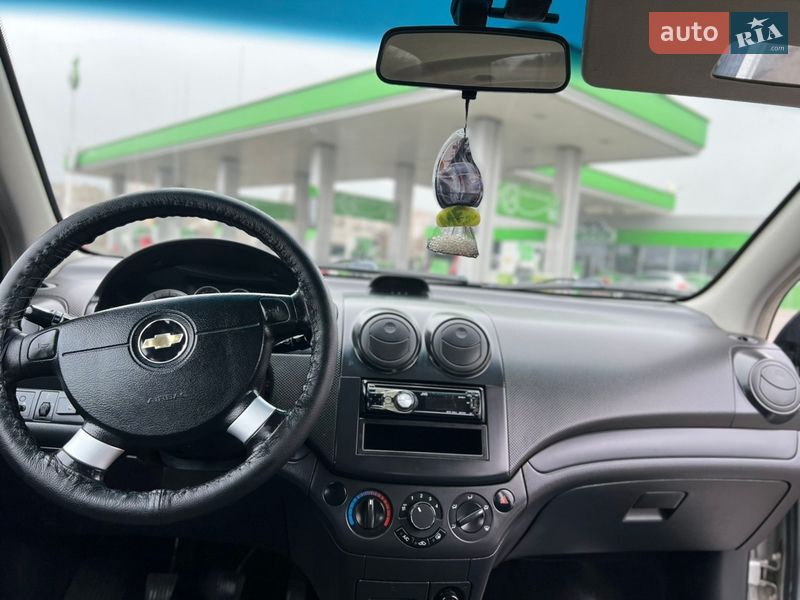 Седан Chevrolet Aveo 2011 в Виннице