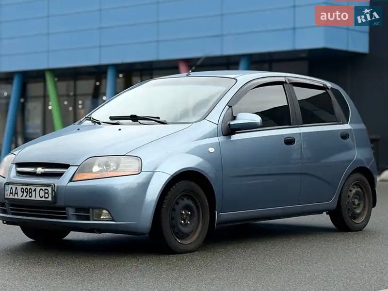 Хэтчбек Chevrolet Aveo 2006 в Киеве