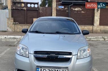 Седан Chevrolet Aveo 2011 в Києві
