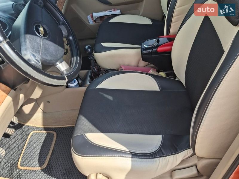 Седан Chevrolet Aveo 2007 в Великом Березном