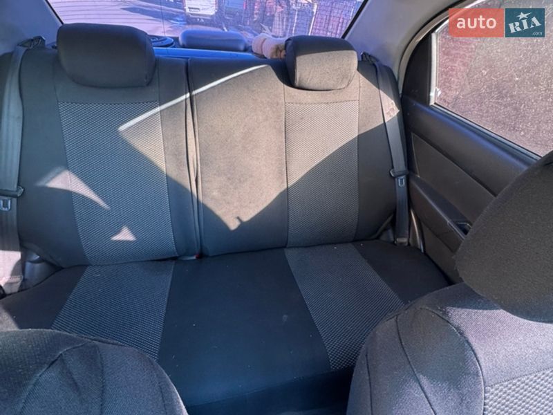 Седан Chevrolet Aveo 2006 в Гайвороне фото 6 Седан Chevrolet Aveo 2006 в Гайвороне