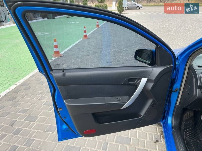 Седан Chevrolet Aveo 2006 в Кропивницком фото 12 Седан Chevrolet Aveo 2006 в Кропивницком