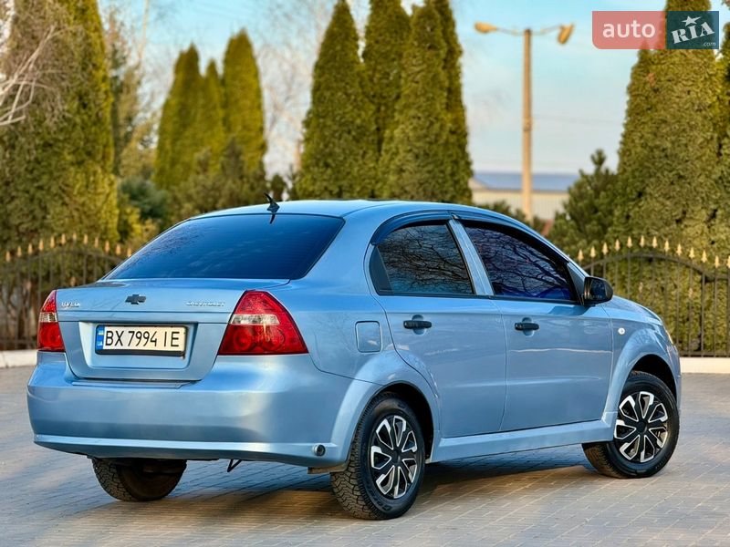 Седан Chevrolet Aveo 2006 в Кропивницком