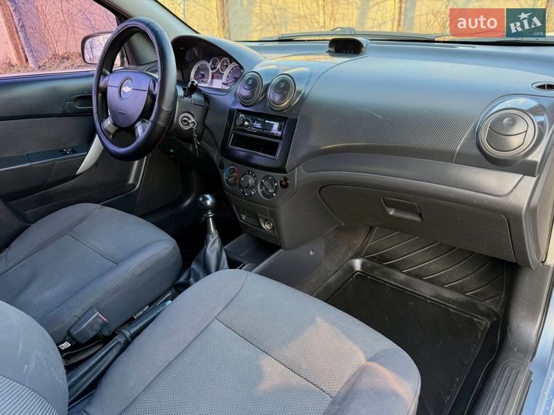 Седан Chevrolet Aveo 2006 в Кропивницком