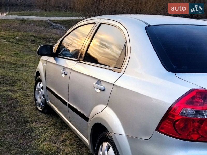 Седан Chevrolet Aveo 2008 в Киеве фото 3 Седан Chevrolet Aveo 2008 в Киеве