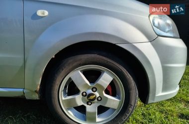 Седан Chevrolet Aveo 2008 в Нетішині