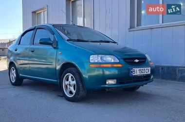 Седан Chevrolet Aveo 2005 в Киеве
