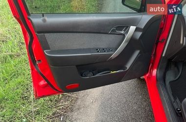 Седан Chevrolet Aveo 2006 в Днепре