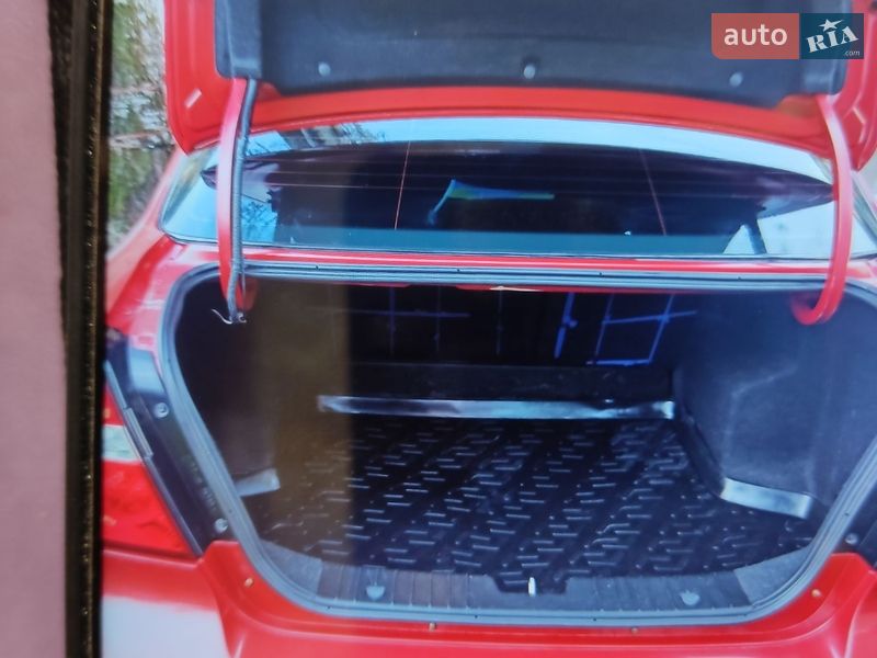 Седан Chevrolet Aveo 2010 в Николаеве