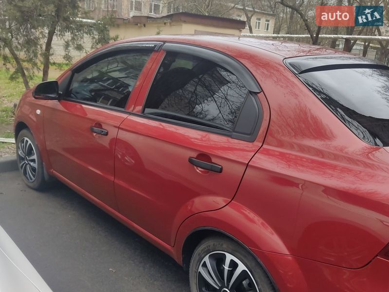 Седан Chevrolet Aveo 2010 в Николаеве