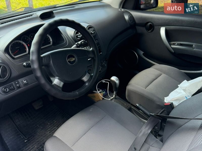 Хэтчбек Chevrolet Aveo 2011 в Киеве фото 3 Хэтчбек Chevrolet Aveo 2011 в Киеве