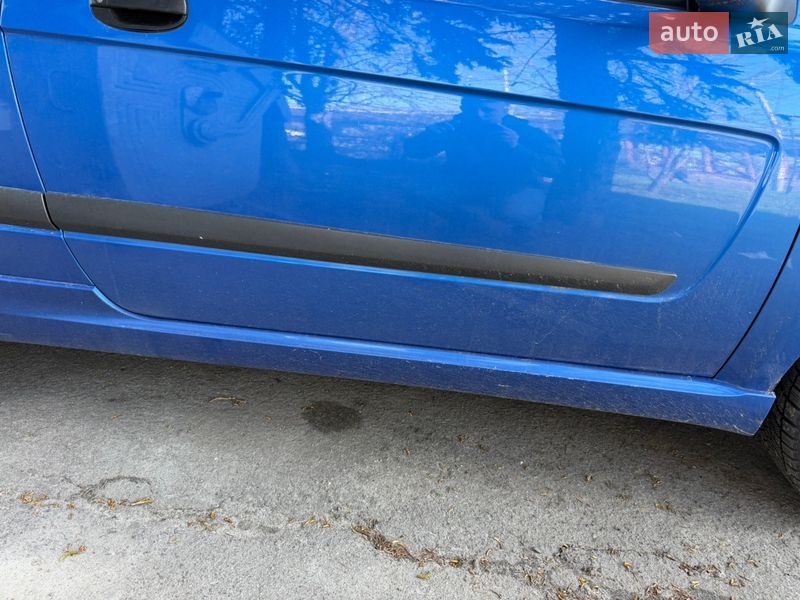 Хэтчбек Chevrolet Aveo 2011 в Киеве фото 5 Хэтчбек Chevrolet Aveo 2011 в Киеве