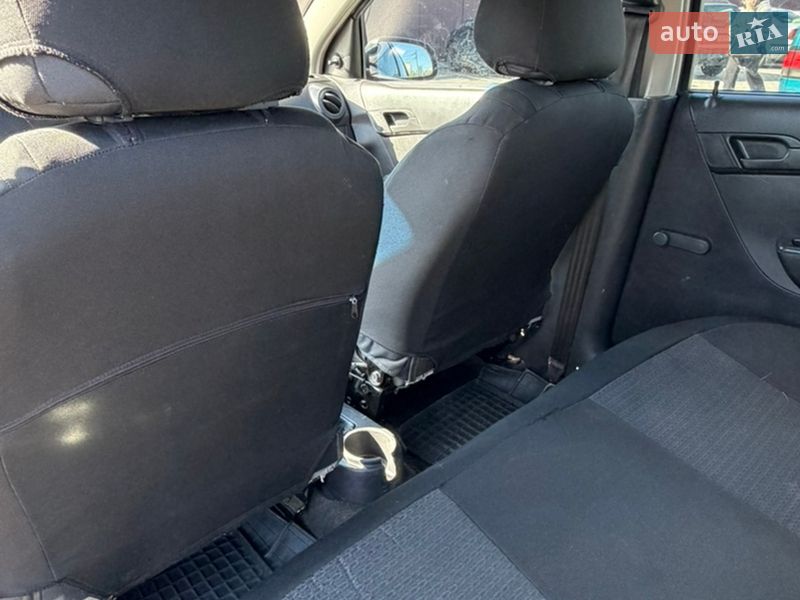 Седан Chevrolet Aveo 2011 в Черкассах