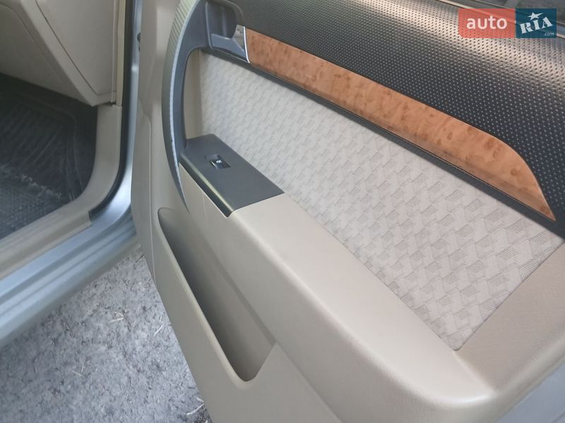 Седан Chevrolet Aveo 2008 в Каменском фото 10 Седан Chevrolet Aveo 2008 в Каменском