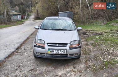 Седан Chevrolet Aveo 2006 в Каневе