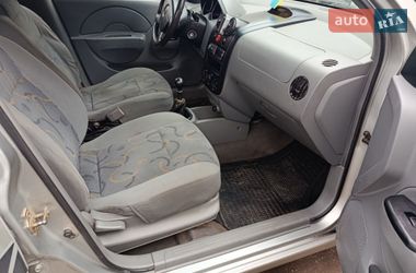 Седан Chevrolet Aveo 2005 в Жмеринке