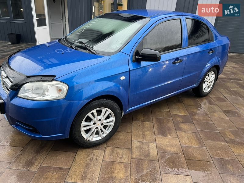 Седан Chevrolet Aveo 2007 в Києві