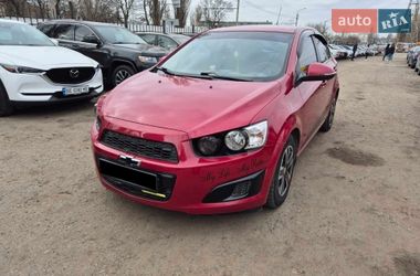 Седан Chevrolet Aveo 2014 в Николаеве