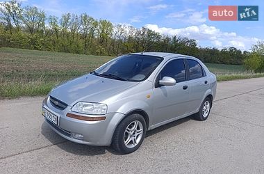Седан Chevrolet Aveo 2005 в Новомосковську