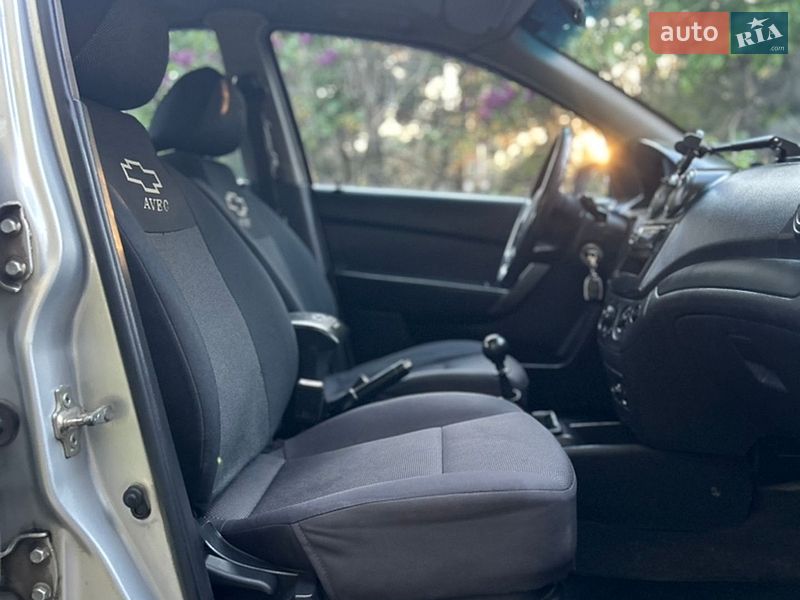 Седан Chevrolet Aveo 2008 в Одессе