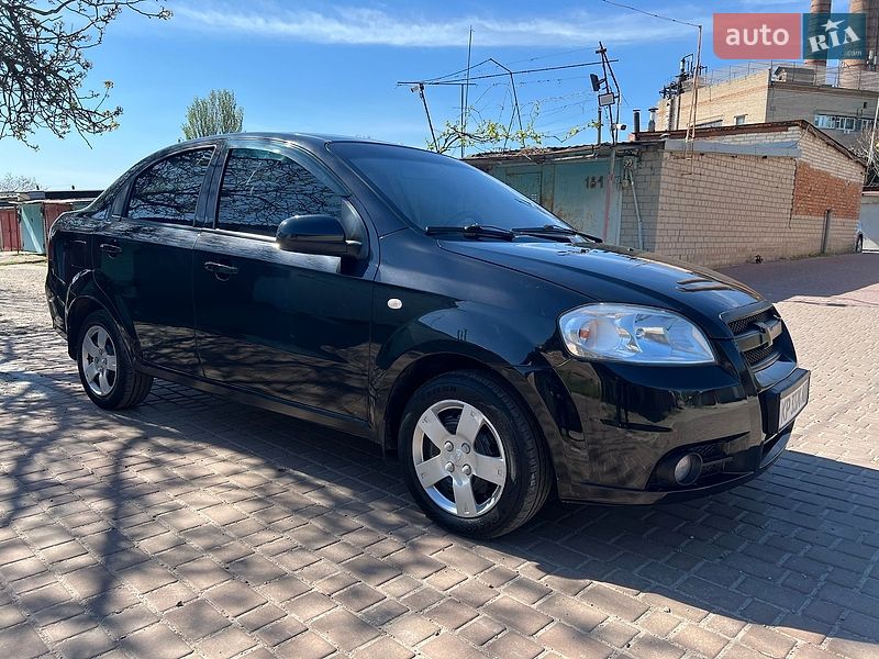 Седан Chevrolet Aveo 2006 в Запорожье