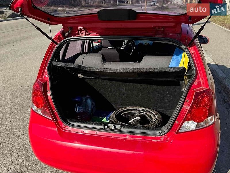 Хэтчбек Chevrolet Aveo 2007 в Кропивницком
