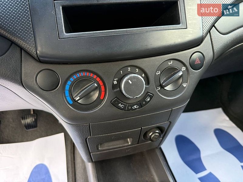 Седан Chevrolet Aveo 2007 в Стрые