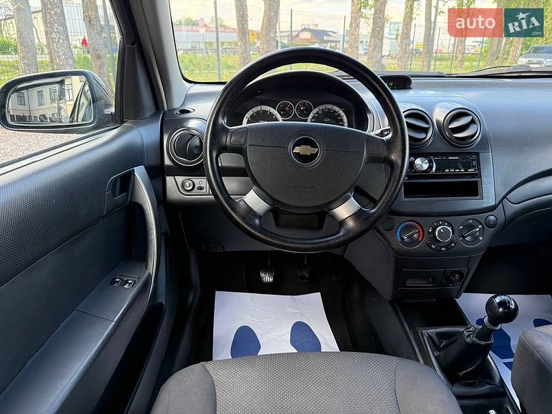 Седан Chevrolet Aveo 2007 в Стрые