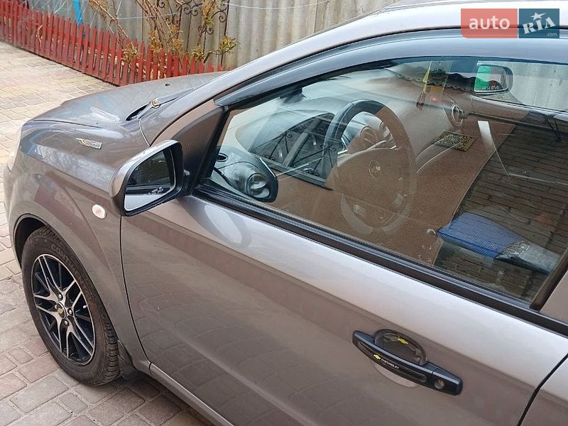 Седан Chevrolet Aveo 2007 в Харькове