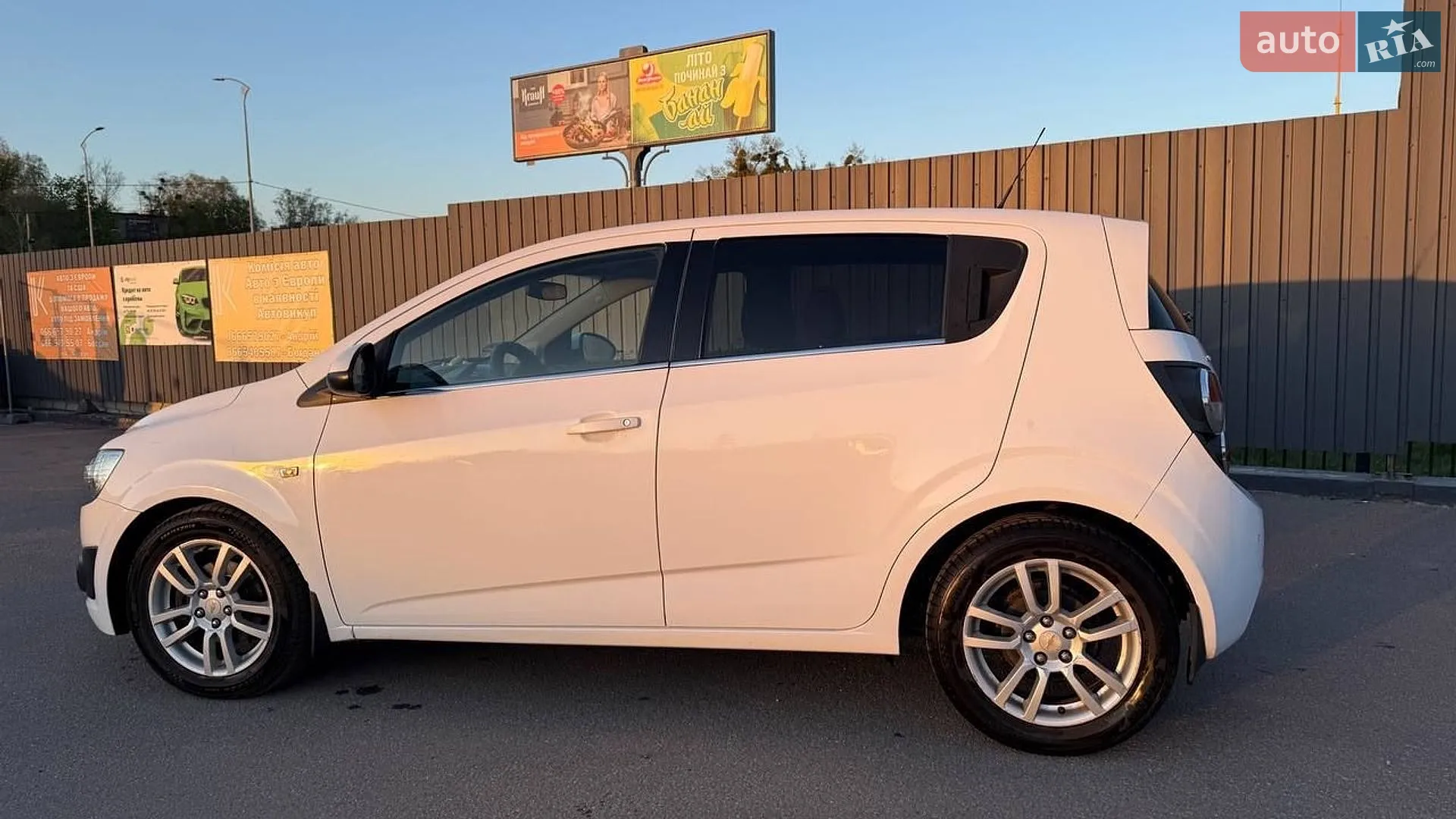 2012 Chevrolet Aveo - мініатюра 3